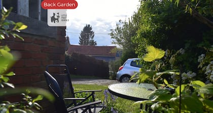 Cottage-Gartenblick-Eigenes Badezimmer-Hütte