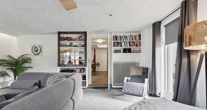 Cosy and modern house in peaceful setting