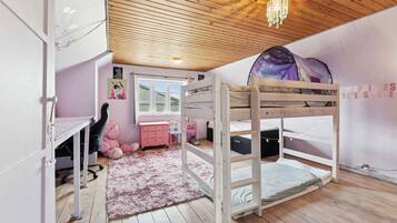 3 bedrooms, free WiFi