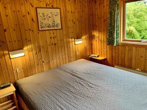 3 室のベッドルーム、アイロン / アイロン台、WiFi (無料)