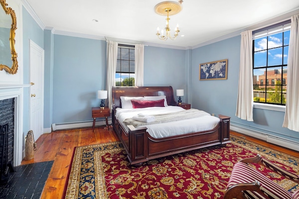 Căn hộ, quang cảnh thành phố | Khu vực làm việc phù hợp cho laptop