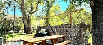 100 year old Montana Cottage!