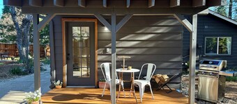 Charming studio in the heart of wonderful Nevada City with AC
