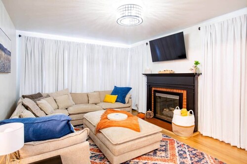 WFU Gem Pet|Kid Friendly near Hospital|Restaurants