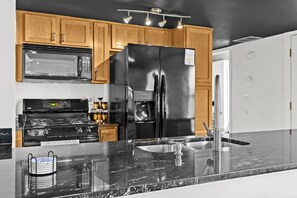 Microwave, oven, stovetop, dishwasher