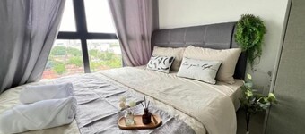 RiverView 8Pax 3Br in KBtown PS4, Netflix A-1-2