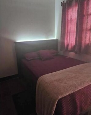 2 makuuhuonetta, vuodevaatteet