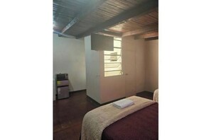 2 bedrooms, bed sheets