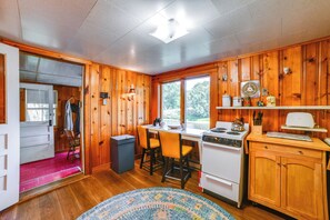 Microwave, stovetop, coffee/tea maker, toaster