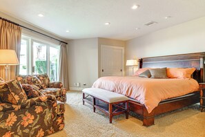 3 bedrooms, iron/ironing board, travel cot, Internet - Golf Getaway 5 Mi to Dtwn: Las Palmas Resort Condo (St. George)