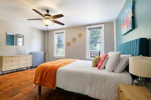 4 slaapkamers, een strijkplank/strijkijzer, wifi, beddengoed