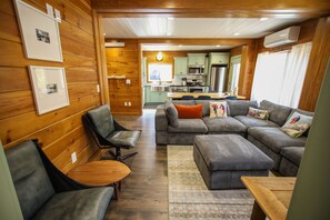 تلفزيون، كُتُب