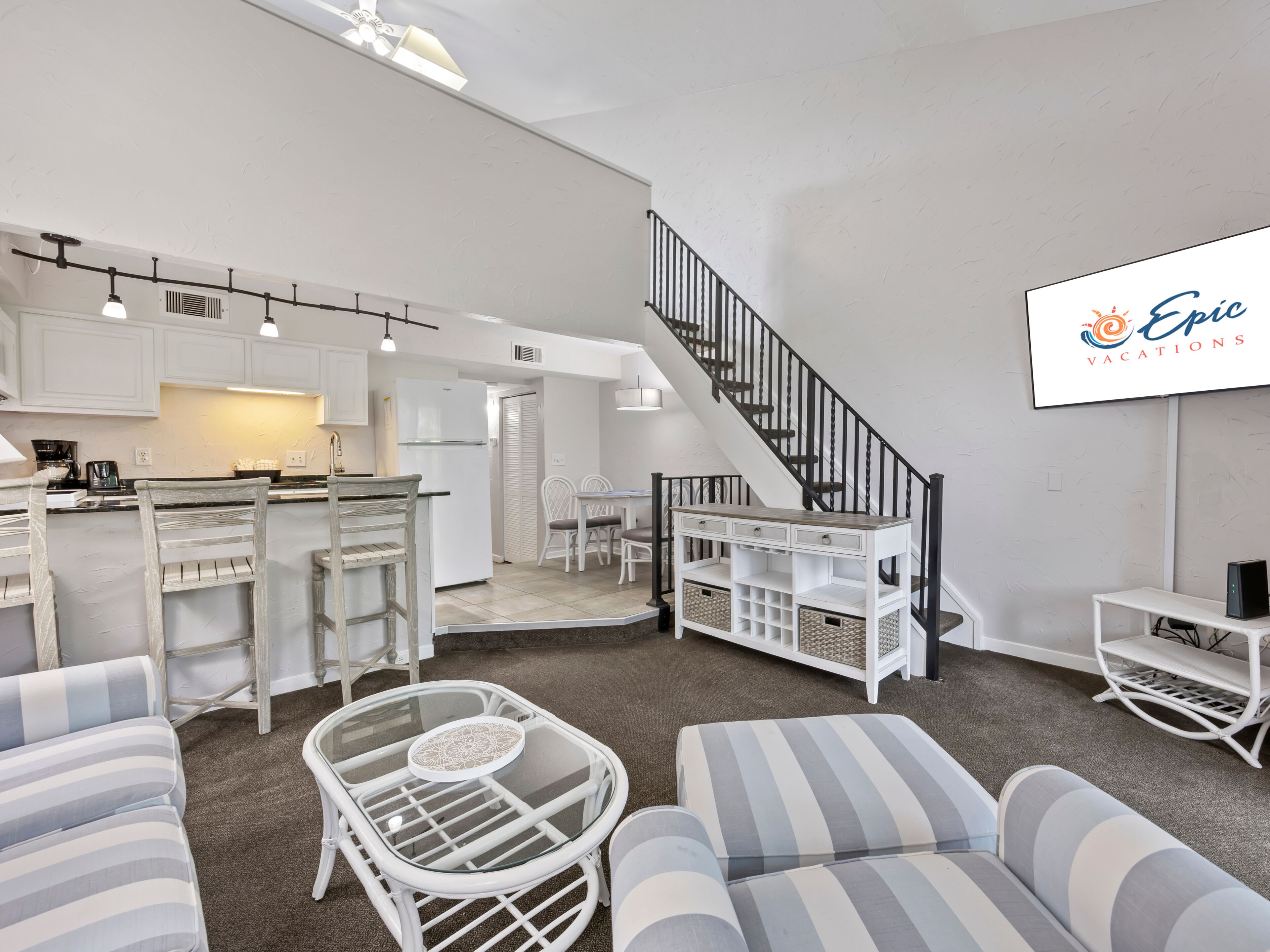 Classic Villa, Balcony, Resort View | Living area