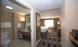 1 chambre, bureau, fer et planche à repasser, Wi-Fi gratuit