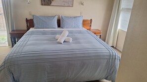3 chambres, fer et planche à repasser, Wi-Fi, draps fournis