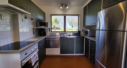Parkview Retreat - 3bedroom, 3 bathrooms