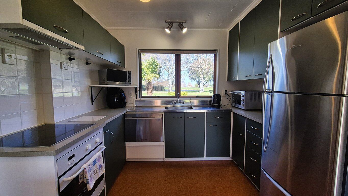 Oven, stovetop, dishwasher