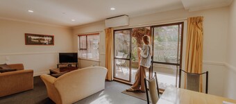 Alpine Springs Motel | Unit 7 - H2521B