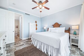 2 bedrooms, iron/ironing board, WiFi, bed sheets - Grand Pointe 706 | Indoor & Outdoor Pools | My Beach Getaways (Orange Beach)