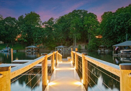 Sunset Retreat at the Lake | Sleeps 24 | Pool & Hot Tub