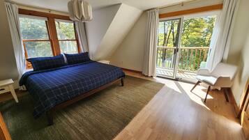 5 bedrooms, WiFi, bed sheets