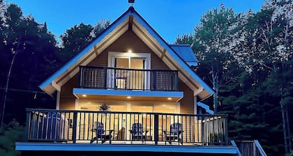 Jay Peak Chalet: Family & Dog-Friendly, Hot Tub, Ski