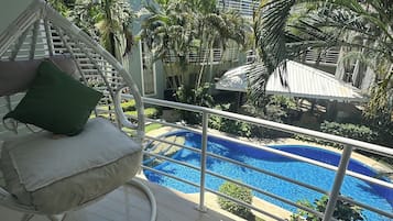 Rumah, balkon, pemandangan halaman | Kedap suara, Wi-Fi gratis, dan dapat diakses tamu berkursi roda