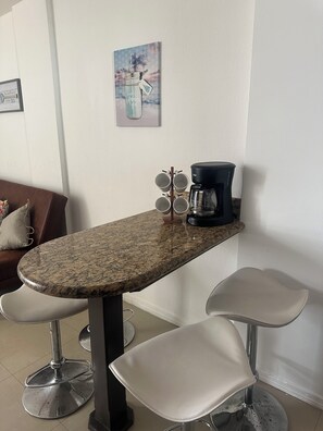 House, Balcony, Courtyard View | Private kitchen | Coffee/tea maker - Villa Verde  (Tamarindo)