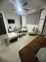 Sistema de insonorización, wifi gratis y acceso para silla de ruedas 