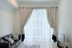 Room - Cozy Downtown 2BR at M Suites@7, Embassy Row (Kuala Lumpur)