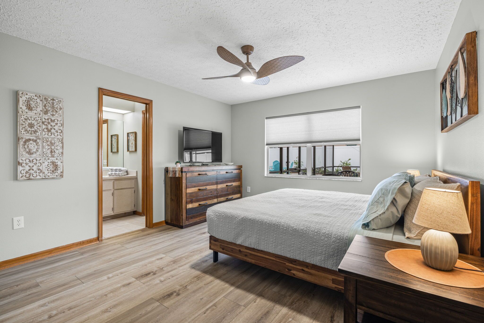 3 bedrooms, WiFi, bed sheets