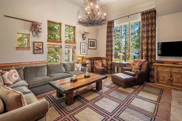 Smart TV, fireplace, video games, DVD player