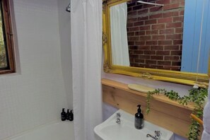 Room - Maccy's Cottages (Macclesfield)