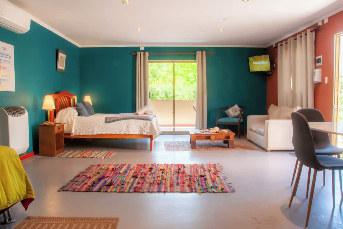 Deluxe Suite, Balcony, Courtyard View | Free WiFi