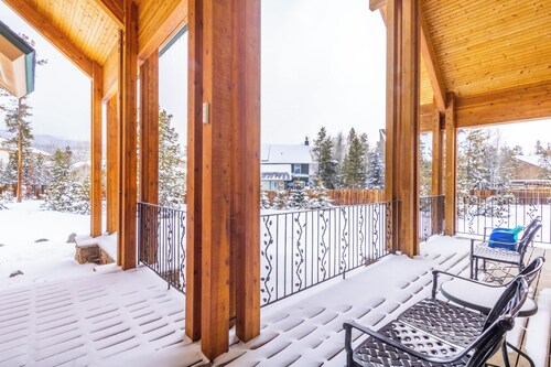 213 County Road 1041