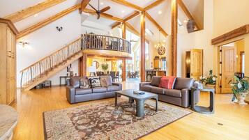 House (6 Bedrooms) | Front of property