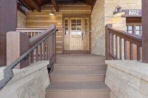 Villa (3 Bedrooms) | Exterior