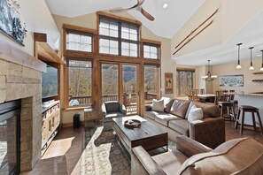 Villa (3 Bedrooms) | Exterior