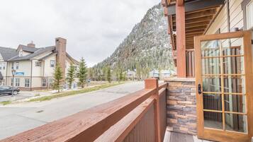 Apartment (2 Bedrooms) | Exterior