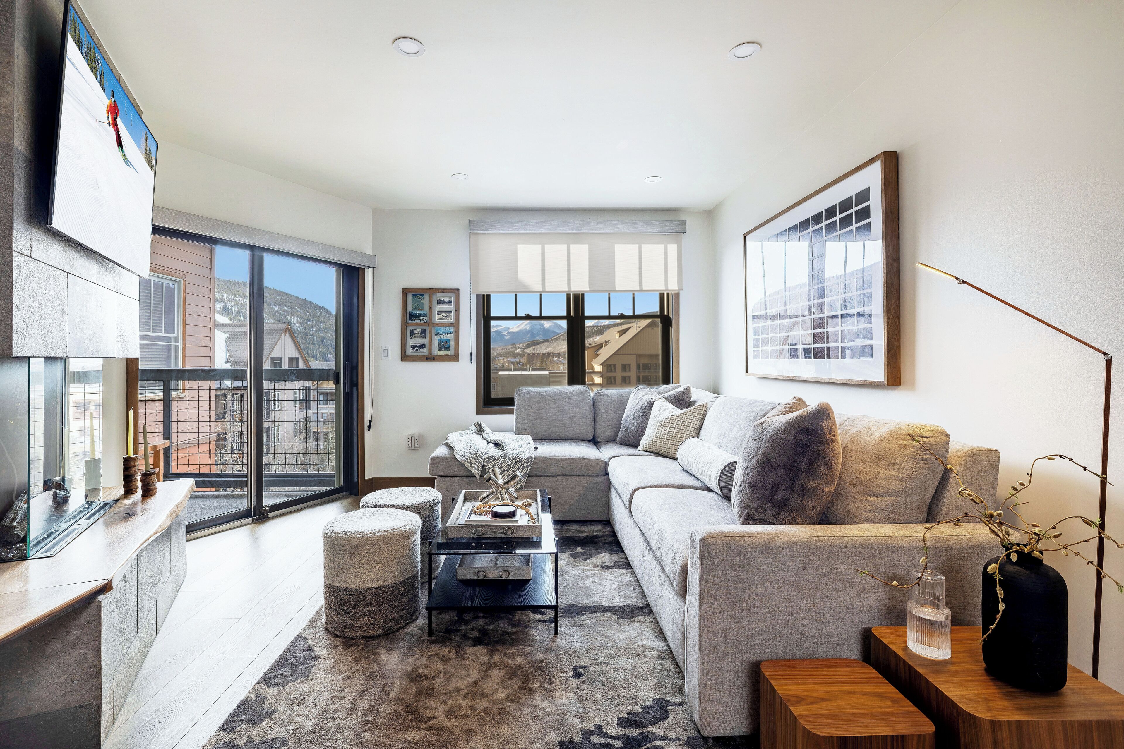 Apartment (2 Bedrooms) | Front of property