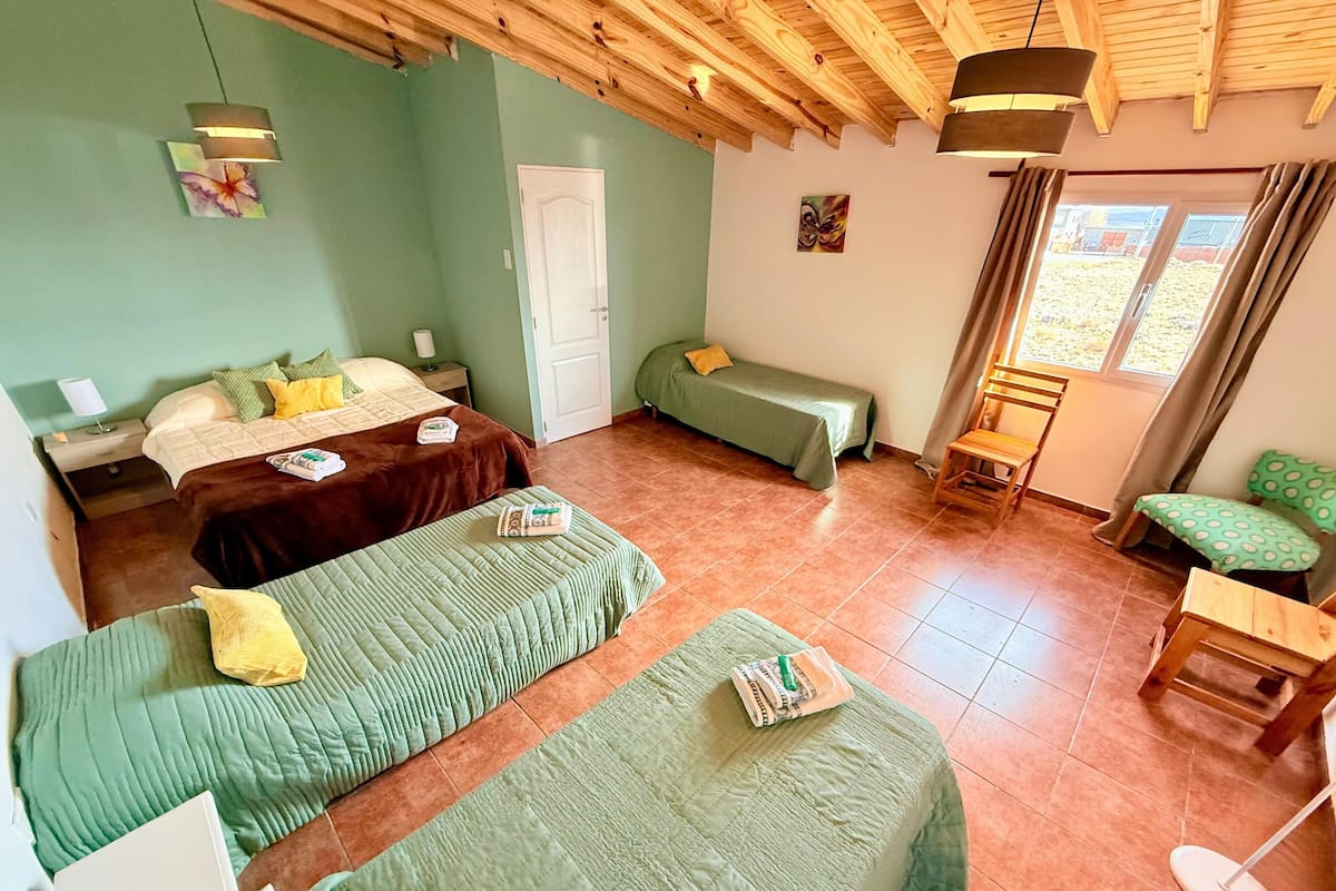 Classic Room, Mountain View | Free WiFi