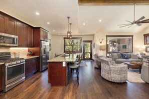 Studio (4 Bedrooms) | Property amenity - A747-4 (Keystone)