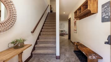 Villa (4 Bedrooms) | Exterior