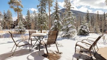 Studio (2 Bedrooms) | Property amenity