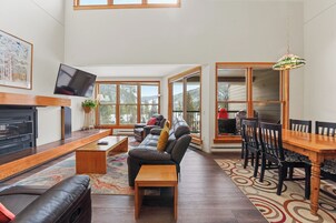 Íbúð (2 Bedrooms) | Fyrir utan