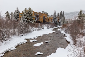 Apartment (2 Bedrooms) | Exterior