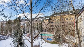 Apartment (2 Bedrooms) | Exterior