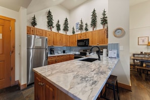 Apartment (2 Bedrooms) | Exterior - Expedition Station #8624 (Keystone)