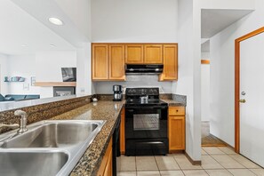 Apartment (2 Bedrooms) | Bahagian luar