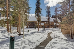 Apartamento (2 Bedrooms) | Fachada